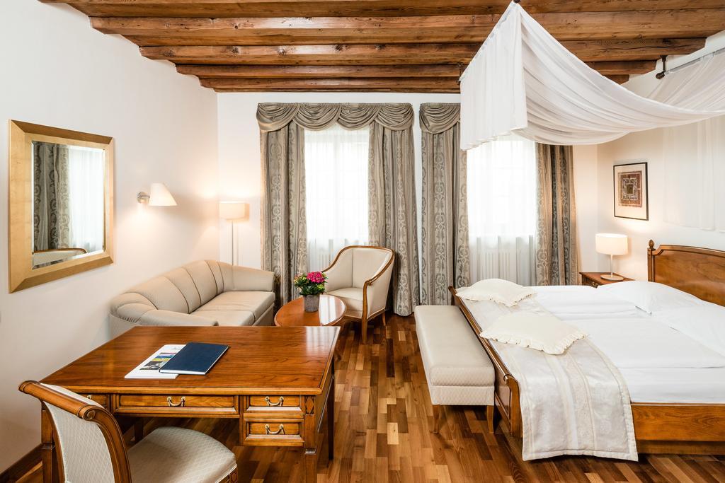 Hotel Restaurant Lilie Vipiteno Dış mekan fotoğraf